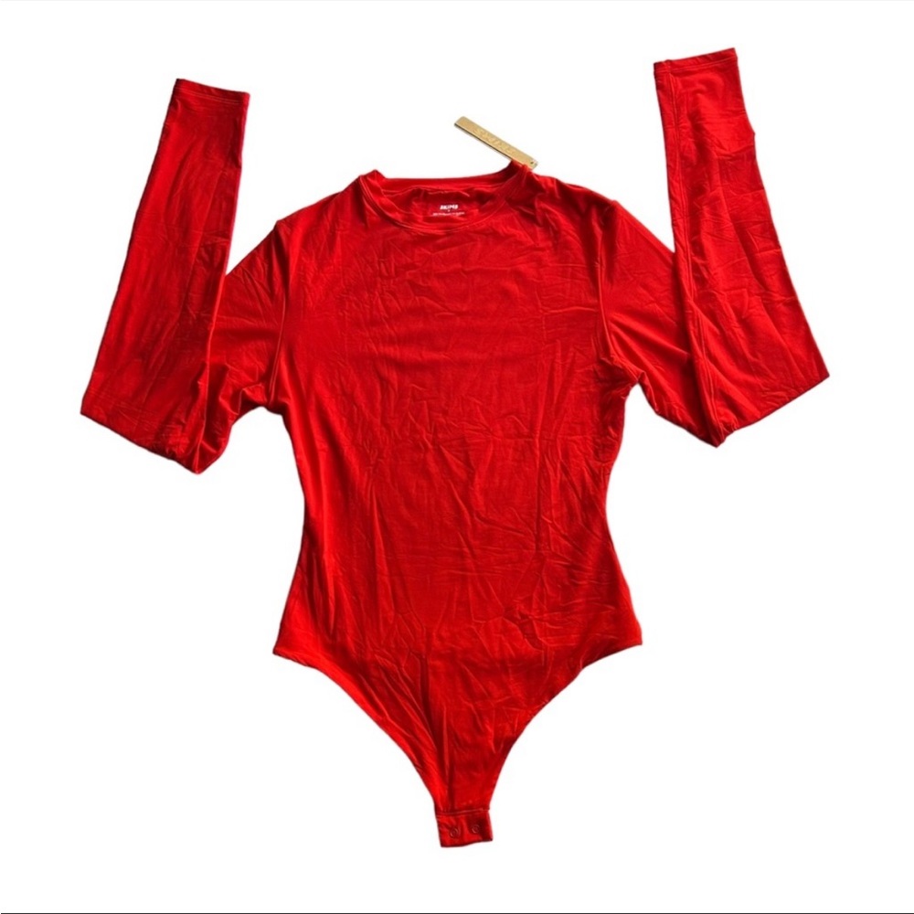 𝅺NEW Skims Fits Everybody Long Sleeve Crew Neck Bodysuit Sz XL in Ruby - Picture 4 of 10